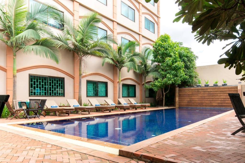 Gloria Angkor Hotel Сіємреап Екстер'єр фото